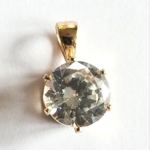 Vintage solitaire pendant gold tone